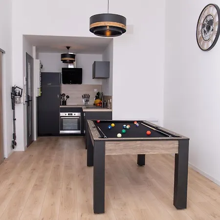 Appartement 70M2 Hyper Centre Avec Baignoire Balneo La Flèche Exterior foto